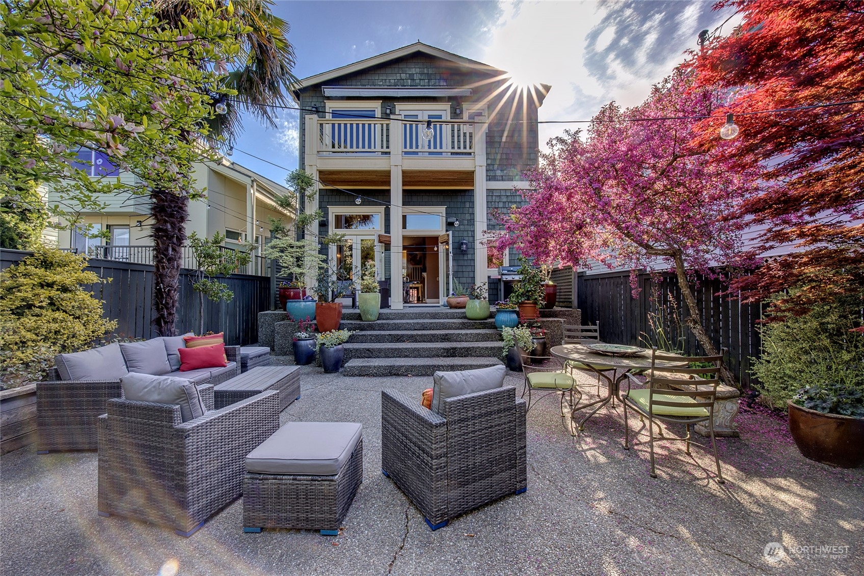 Seattle, Washington, 98112, United States, 5 Bedrooms Bedrooms, ,1 BathroomBathrooms,Residential,For Sale,1876095
