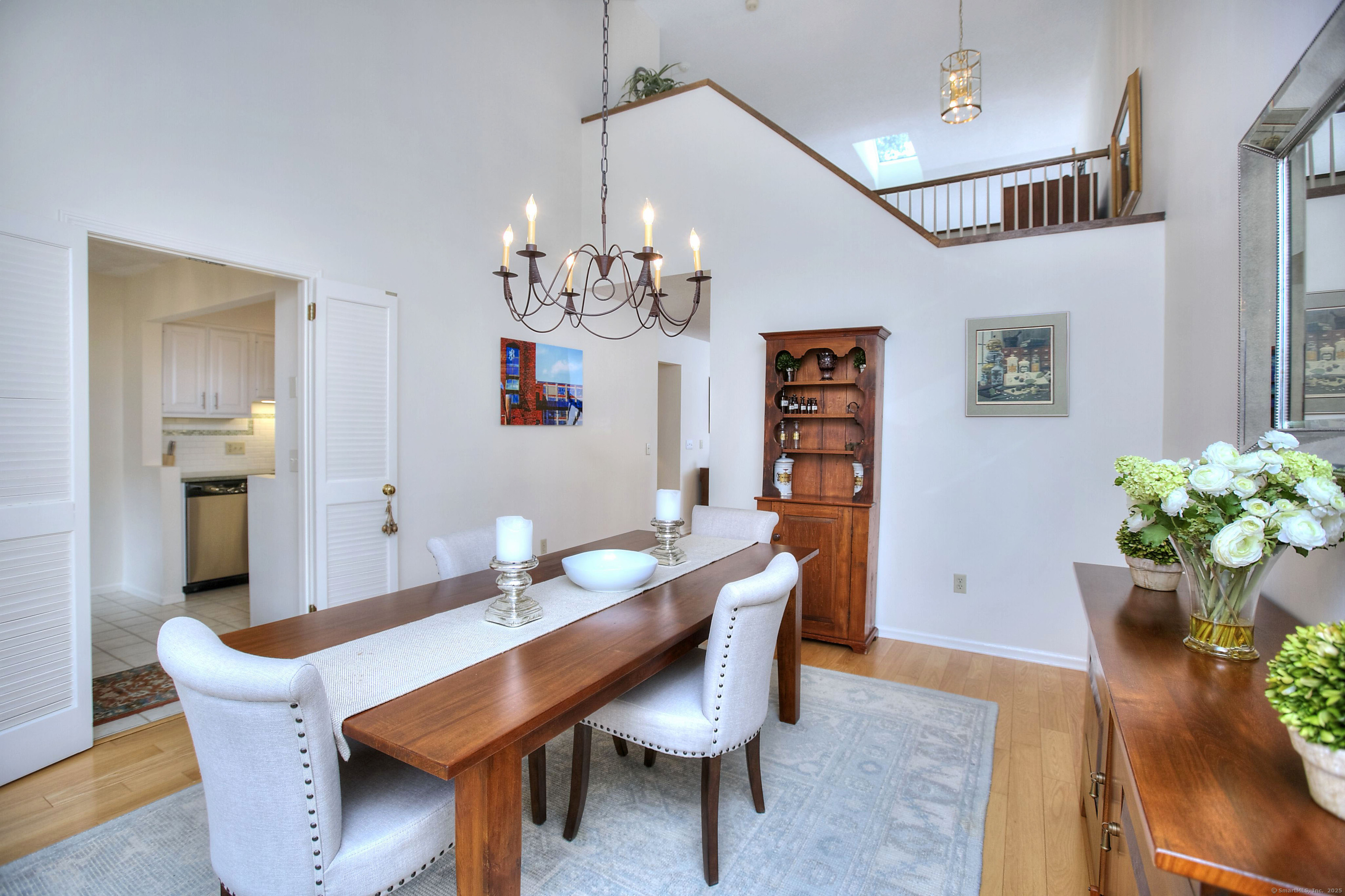 Westport, Connecticut, 06880, United States, 2 Bedrooms Bedrooms, ,3 BathroomsBathrooms,Residential,For Sale,1988257