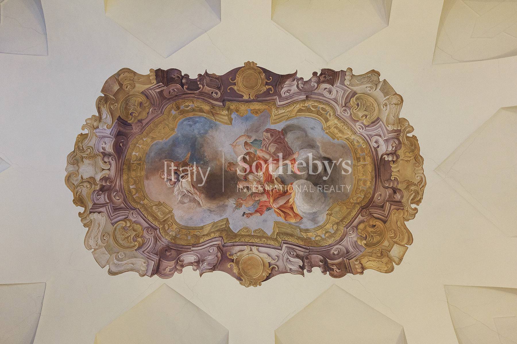  Exclusive residence with frescoes in a historic palace - 物件實景
