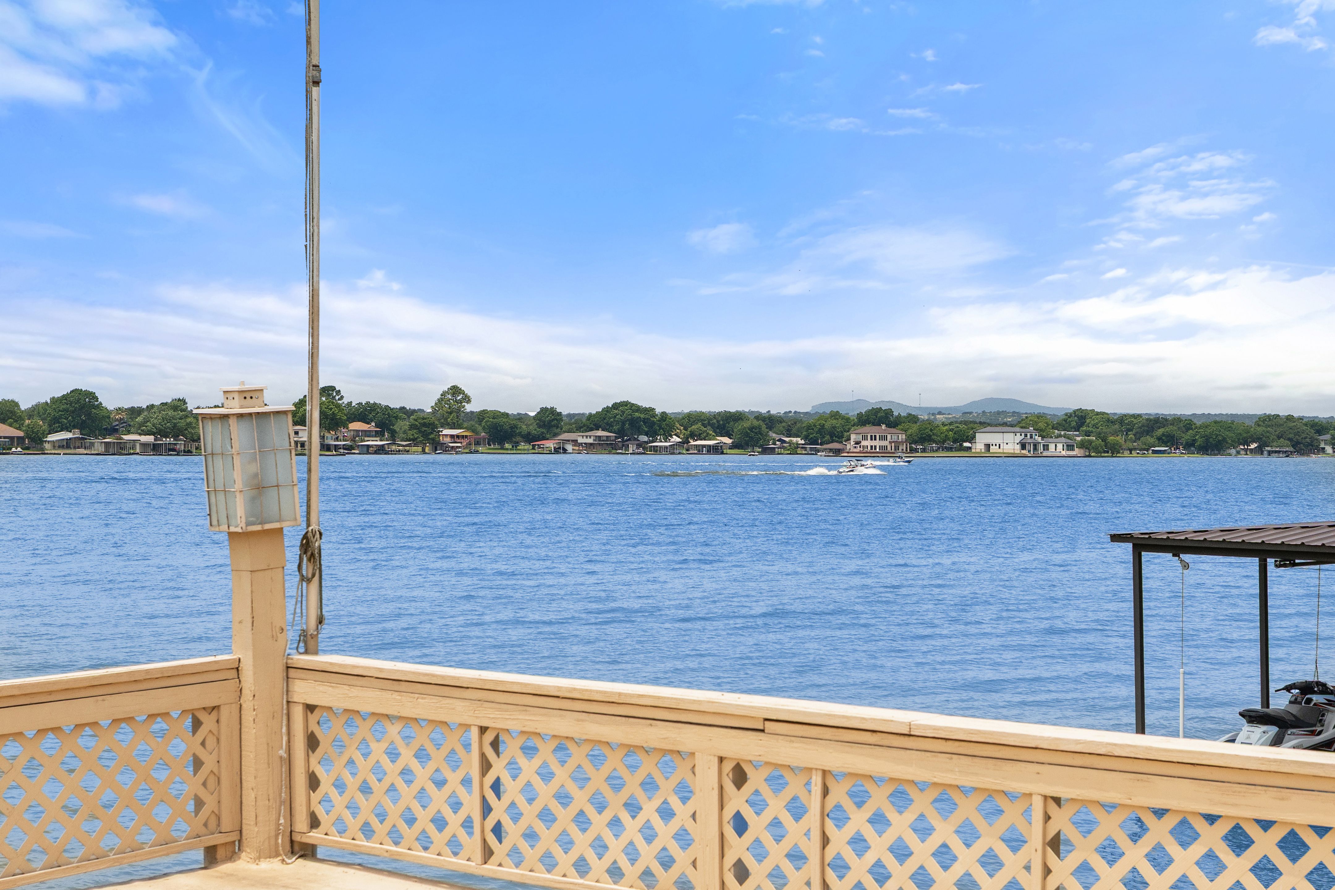  Prime Lake LBJ Waterfront Opportunity - 物件實景