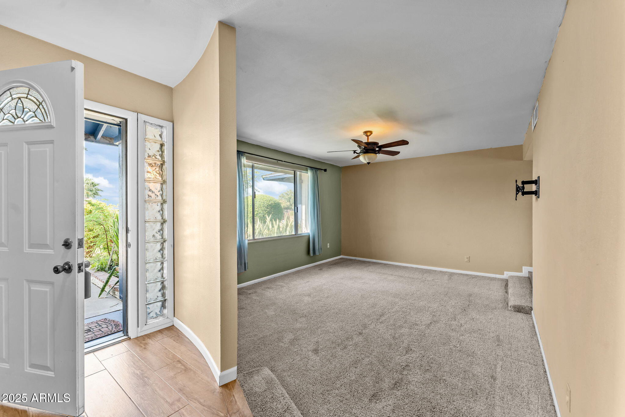 Glendale, Arizona, 85306, United States, 4 Bedrooms Bedrooms, ,2 BathroomsBathrooms,Residential,For Sale,1942956