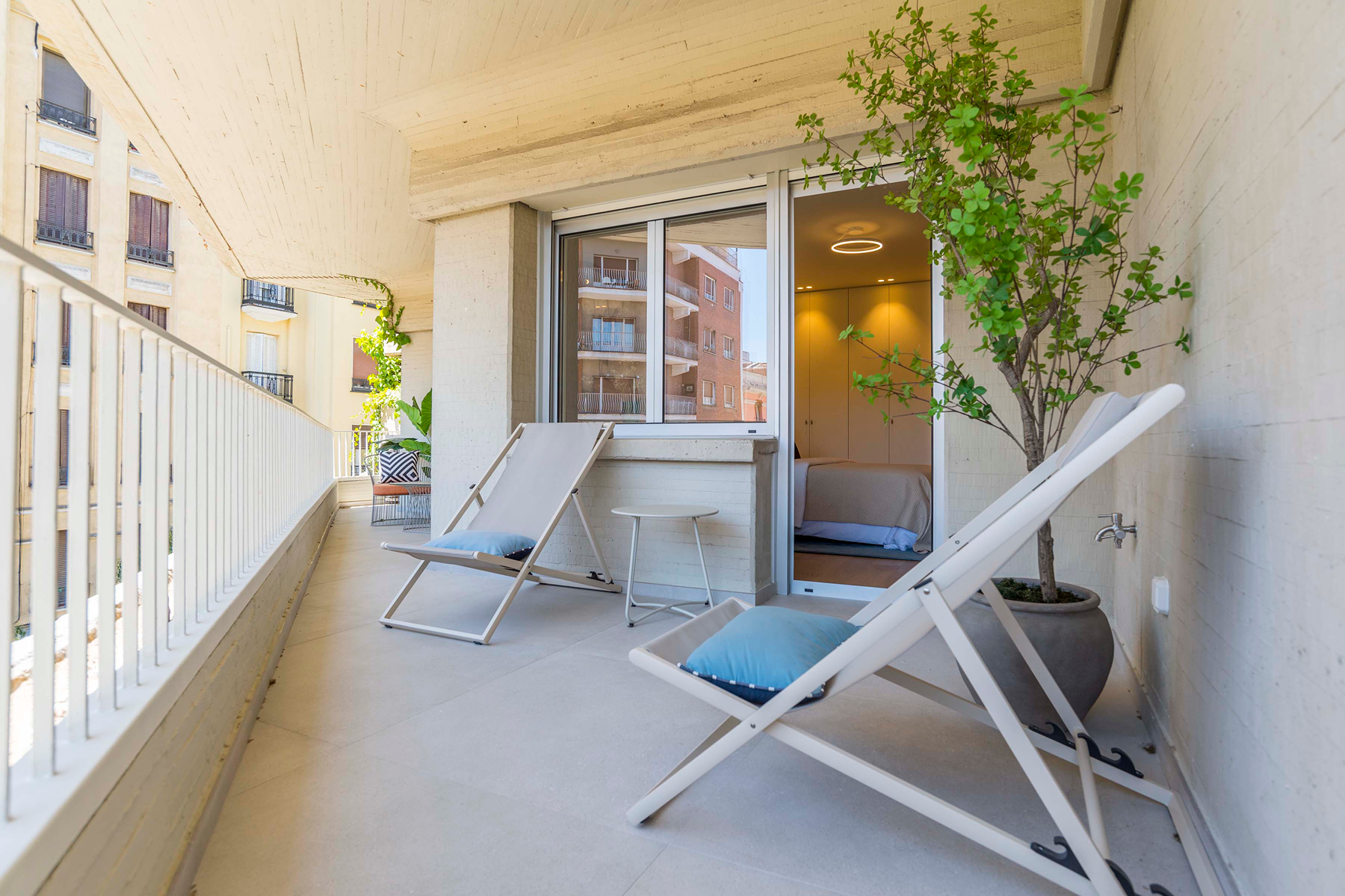  Terraces, spaciousness, brightness, and parking in Malasaña Universidad Madrid - 物件實景