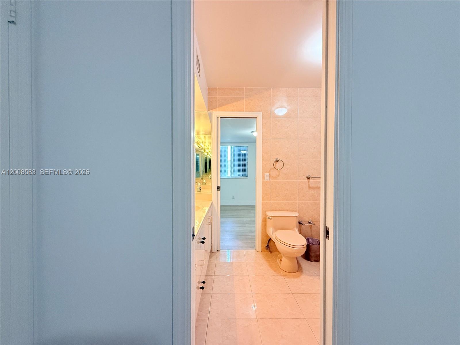 Miami, Florida, 33175, United States, 5 Bedrooms Bedrooms, ,3 BathroomsBathrooms,Residential,For Sale,2040426