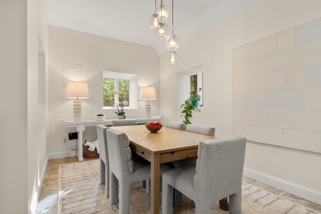 Westwood, Massachusetts, 02090, United States, 4 Bedrooms Bedrooms, ,3 BathroomsBathrooms,Residential,For Sale,1991844