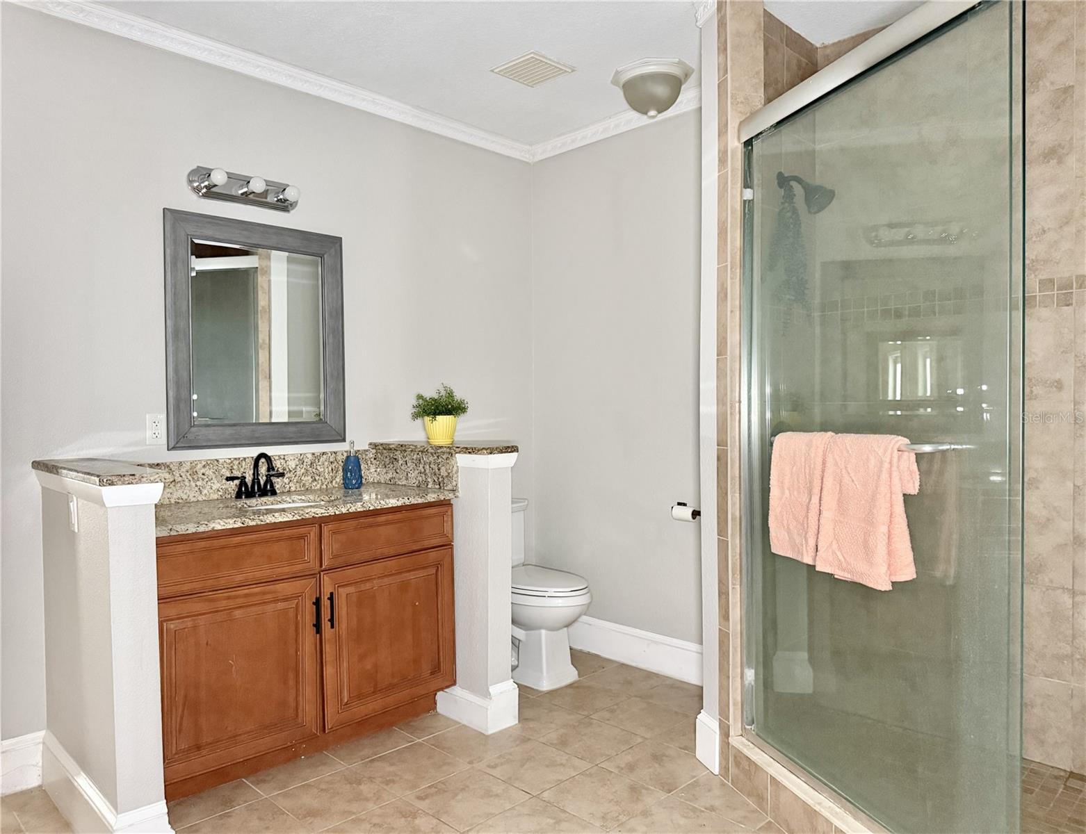 Temple Terrace, Florida, 33637, United States, 3 Bedrooms Bedrooms, ,4 BathroomsBathrooms,Residential,For Sale,1982268