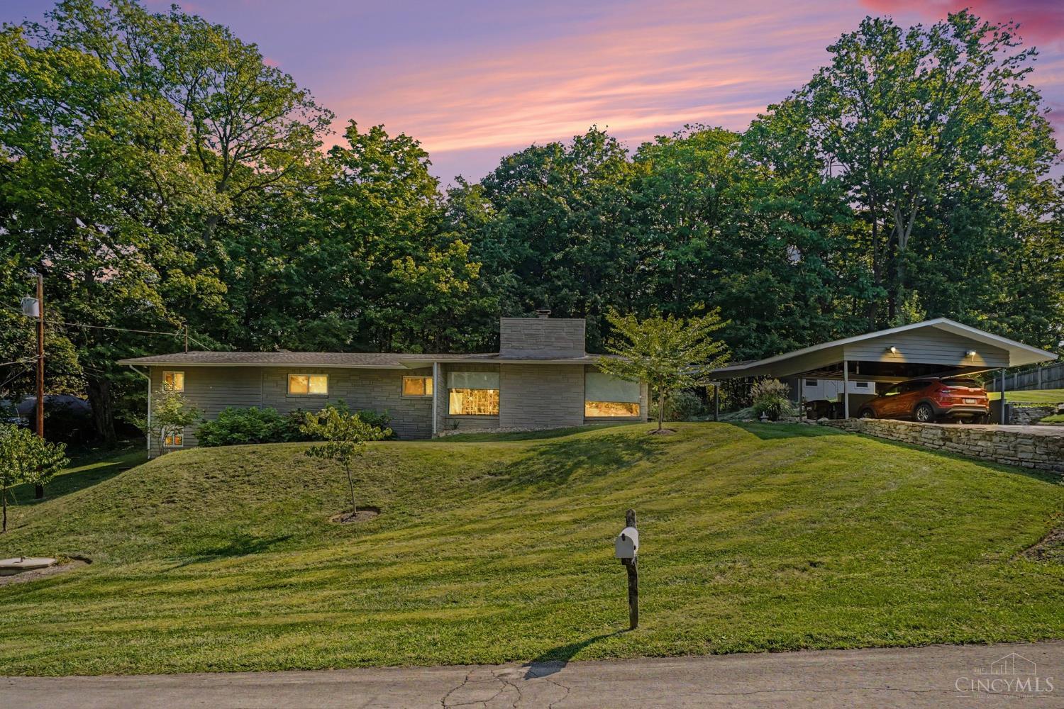 Eversole Rd, Cincinnati, OH 45230