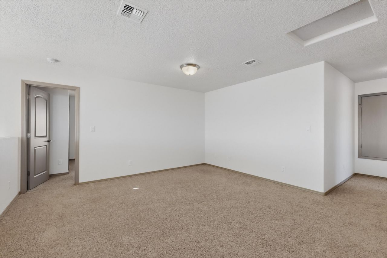 Rio Rancho, New Mexico, 87144, United States, 5 Bedrooms Bedrooms, ,3 BathroomsBathrooms,Residential,For Sale,2003213