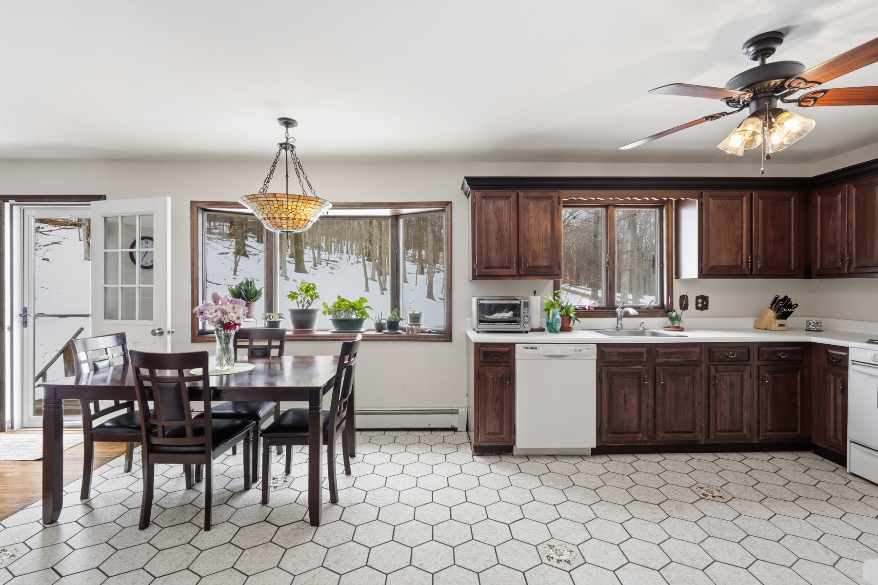  Buckberg Mountain Colonial - 物件實景