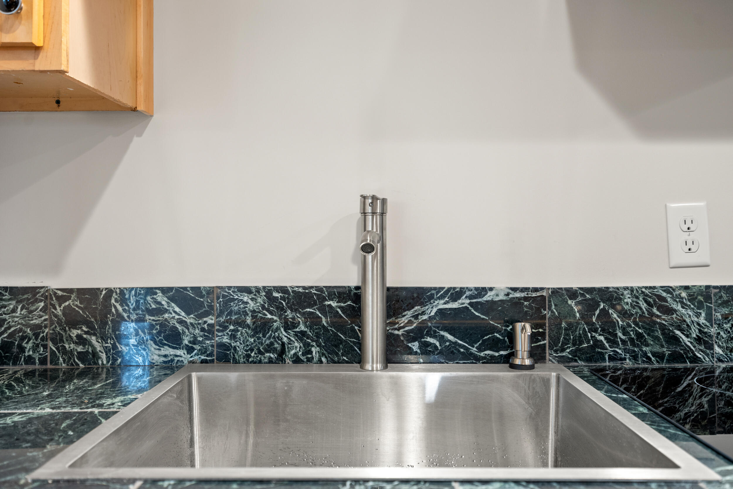 Corinth, Kentucky, 41010, United States, 4 Bedrooms Bedrooms, ,4 BathroomsBathrooms,Residential,For Sale,1992154