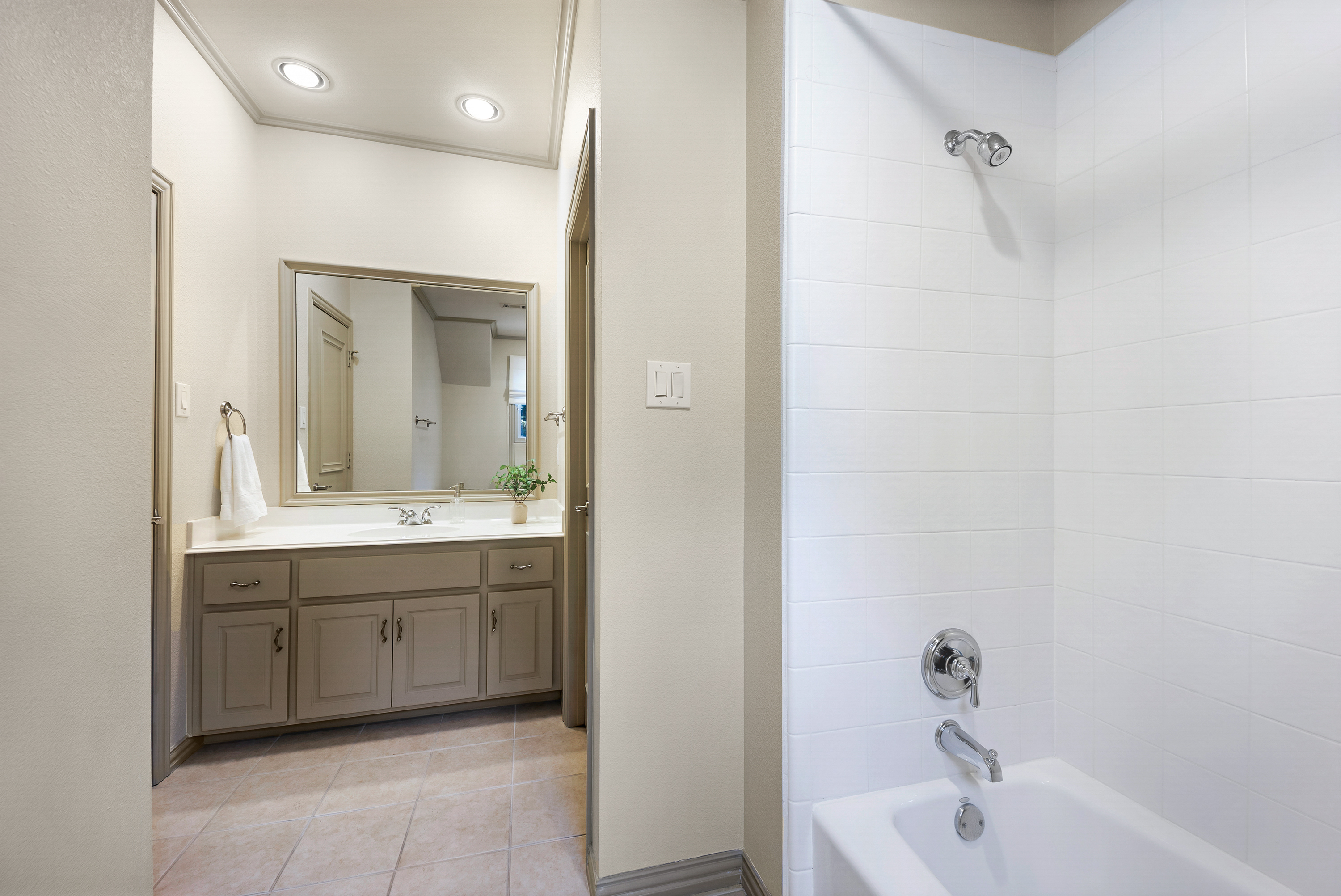  Updated European Transitional in the heart of Preston Hollow - 物件實景