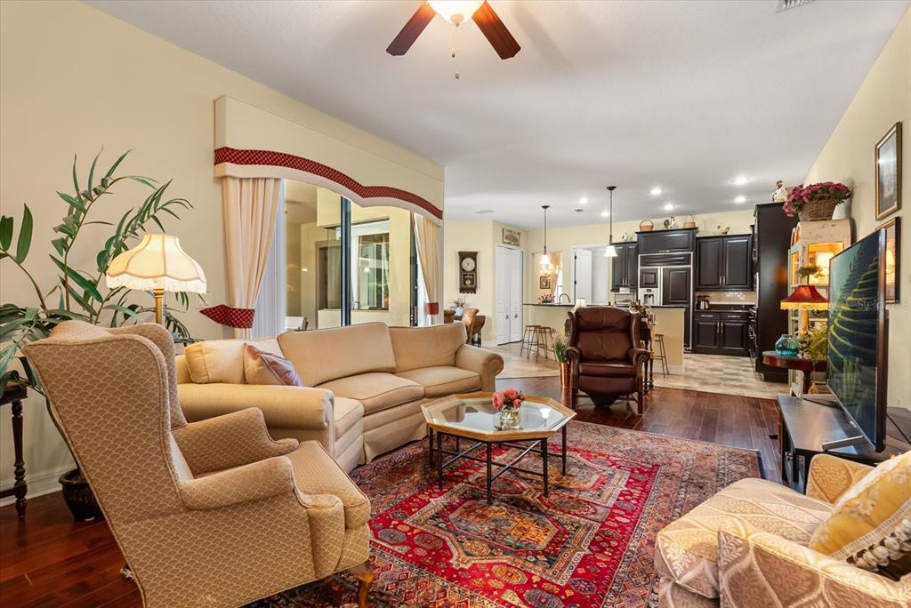 Sorrento, Florida, 32776, United States, 4 Bedrooms Bedrooms, ,4 BathroomsBathrooms,Residential,For Sale,1890904
