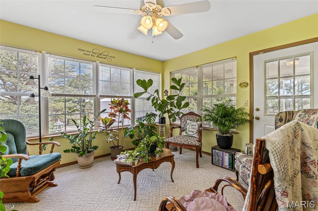 Farmington, Missouri, 63640, United States, 4 Bedrooms Bedrooms, ,3 BathroomsBathrooms,Residential,For Sale,1941808