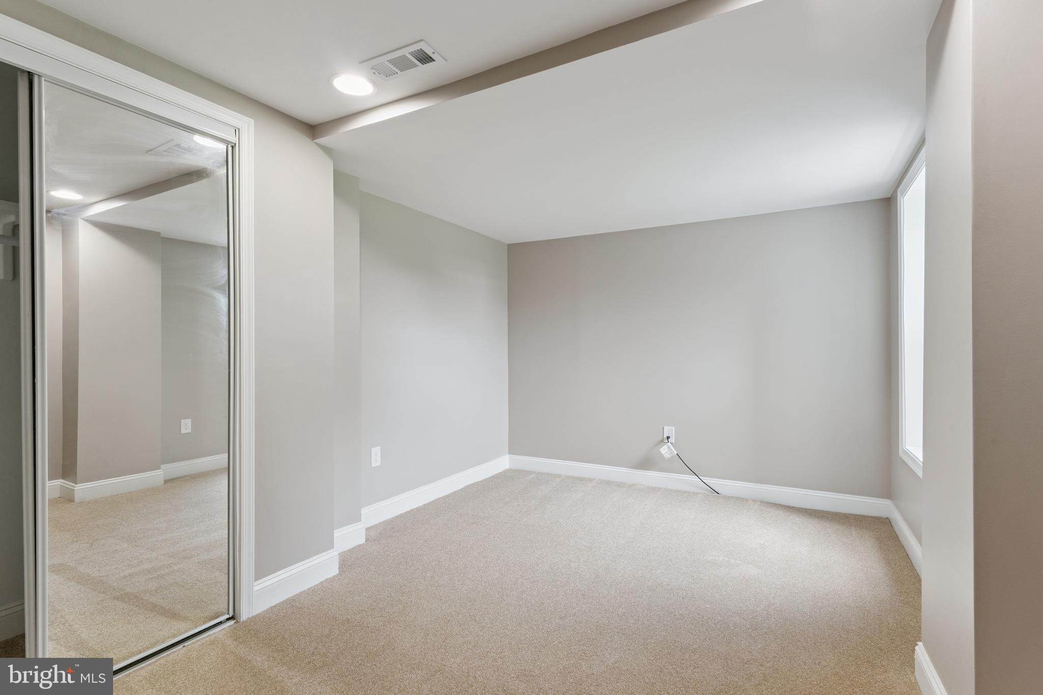 Washington, District of Columbia, 20011, United States, 3 Bedrooms Bedrooms, ,4 BathroomsBathrooms,Residential,For Sale,1935527