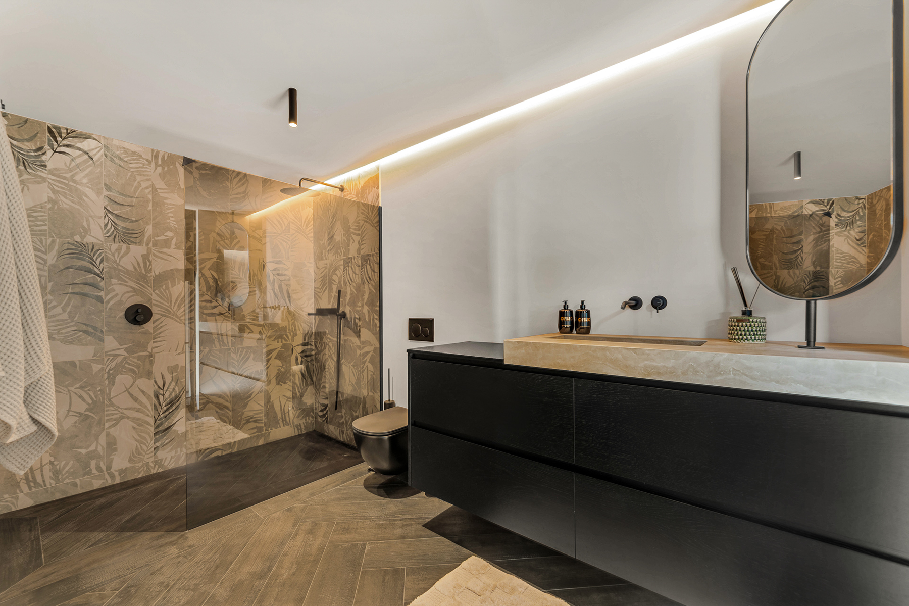  A Balinese oasis on the front line of Guadalmina Alta golf in Marbella - 物件實景