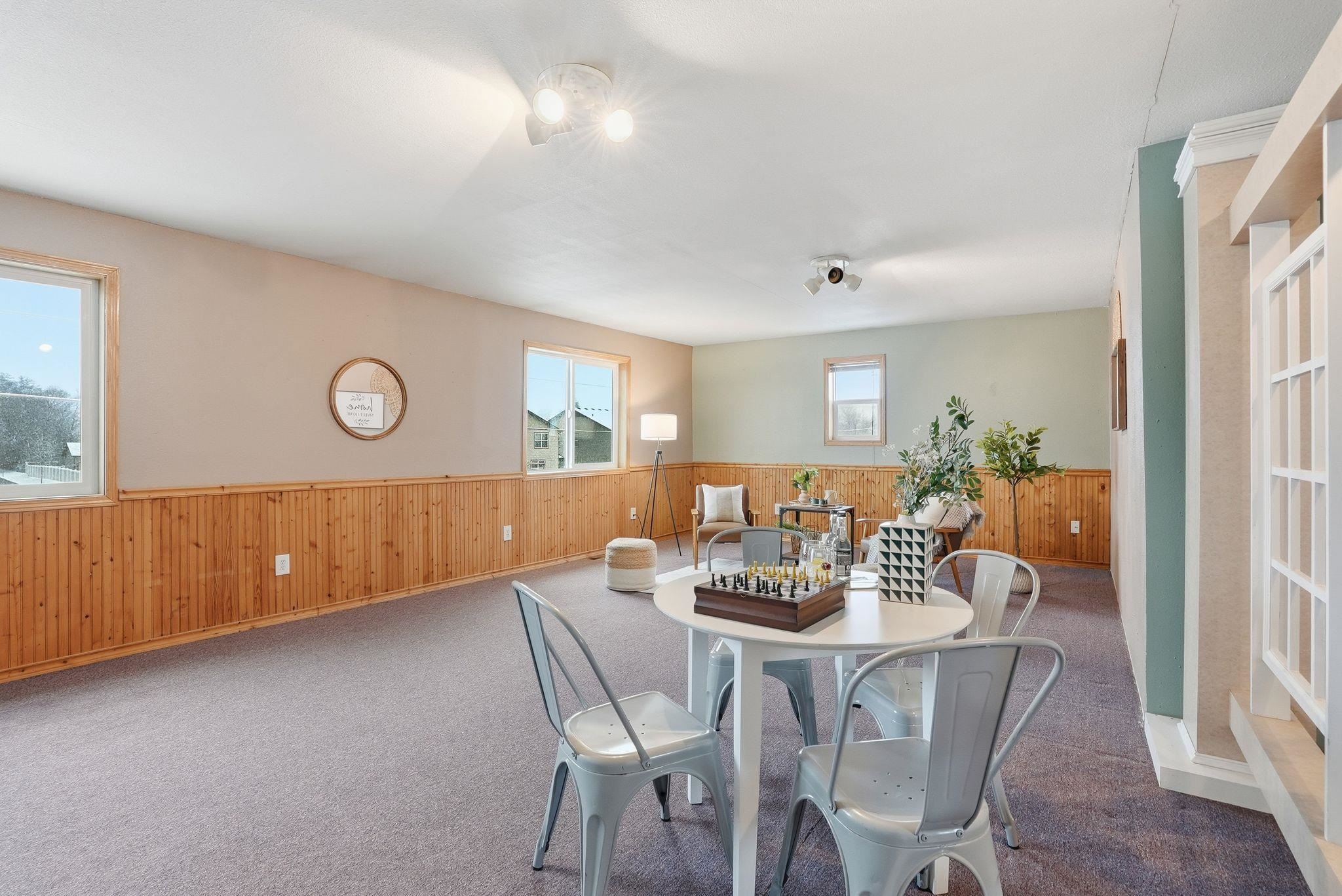 Greenacres, Washington, 99016, United States, 5 Bedrooms Bedrooms, ,2 BathroomsBathrooms,Residential,For Sale,2001748