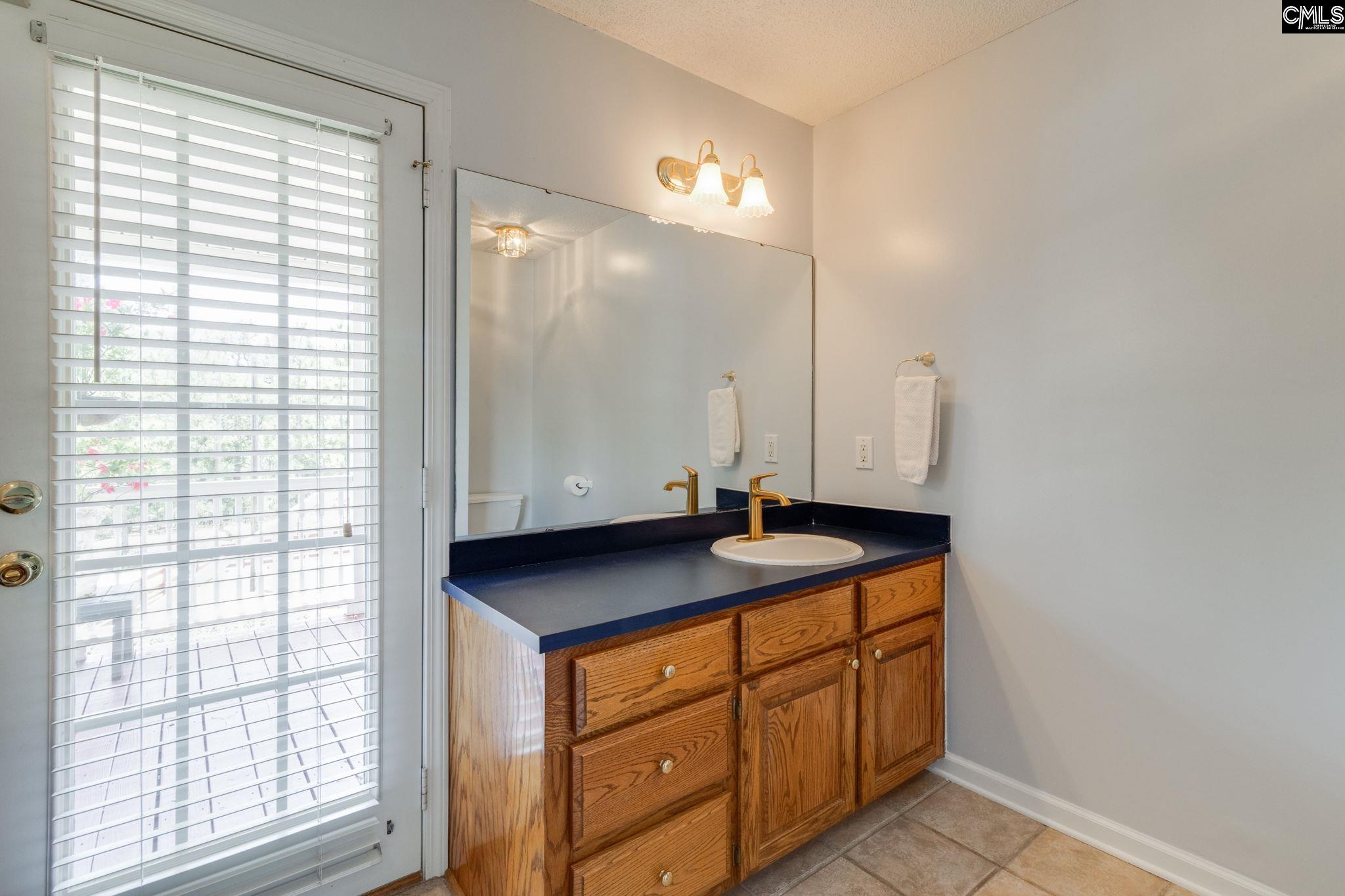 Lexington, South Carolina, 29073, United States, 5 Bedrooms Bedrooms, ,4 BathroomsBathrooms,Residential,For Sale,1837078