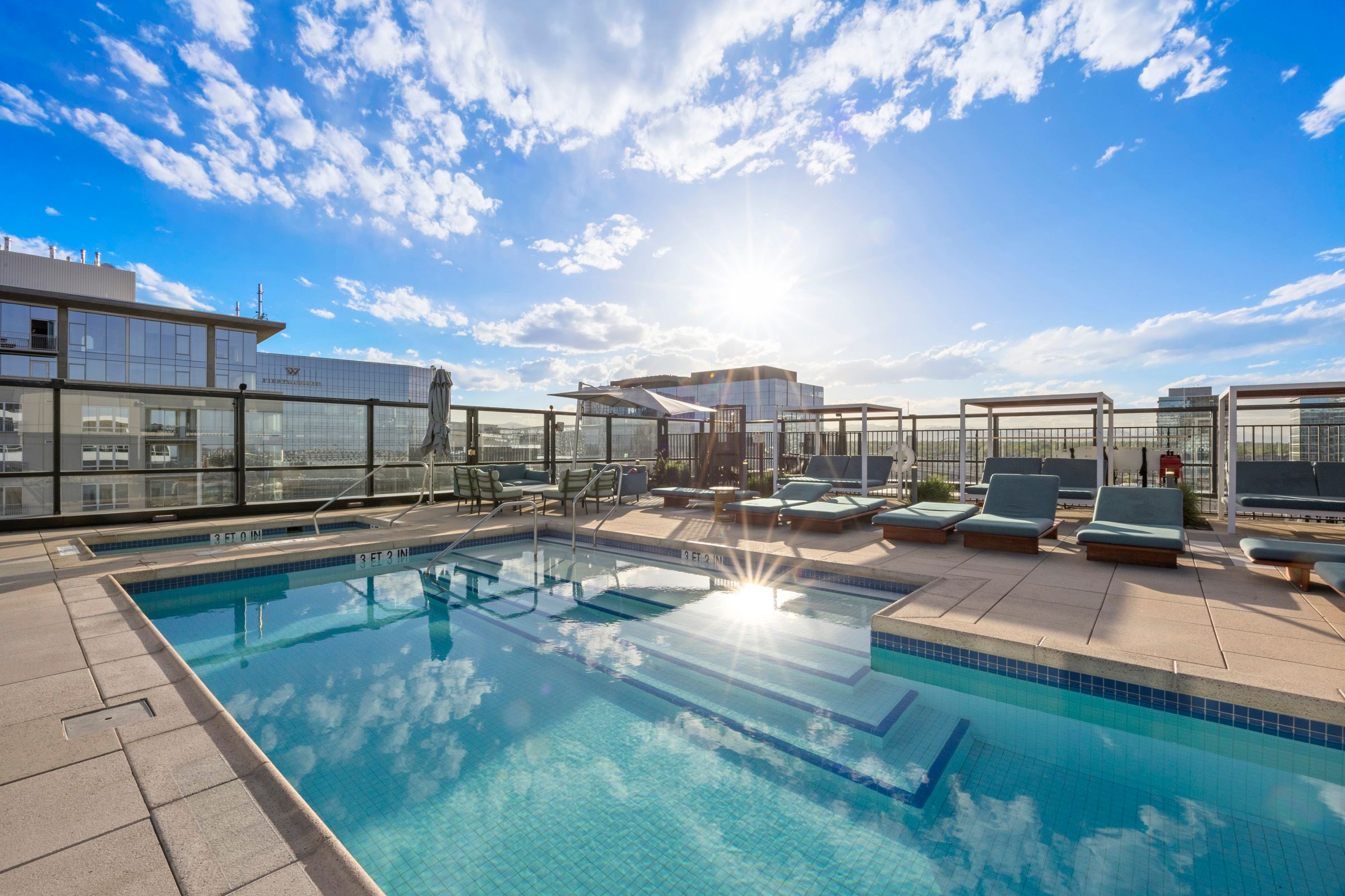  Rare Two-Suite, Three-Bath Coloradan Residence - 物件實景