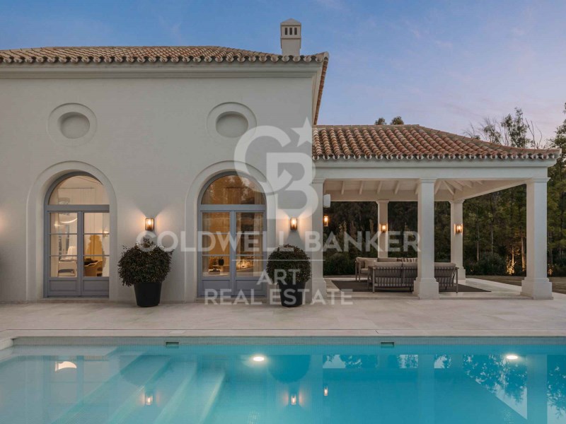 Marbella, Andalusia, ES, 4 Bedrooms Bedrooms, ,5 BathroomsBathrooms,Residential,For Sale,1804781
