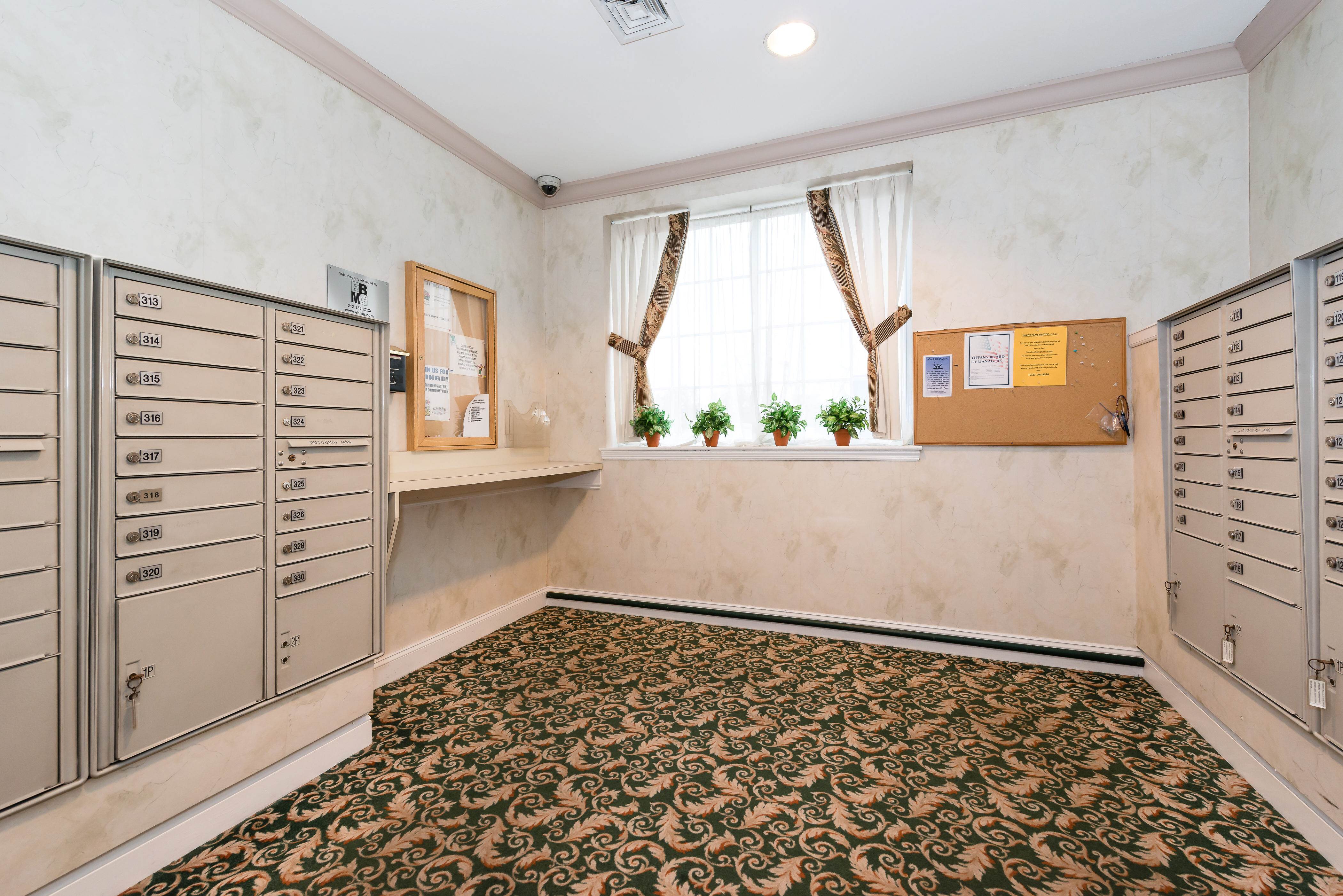  54 School Street, Westbury, NY, 11590 - 物件實景