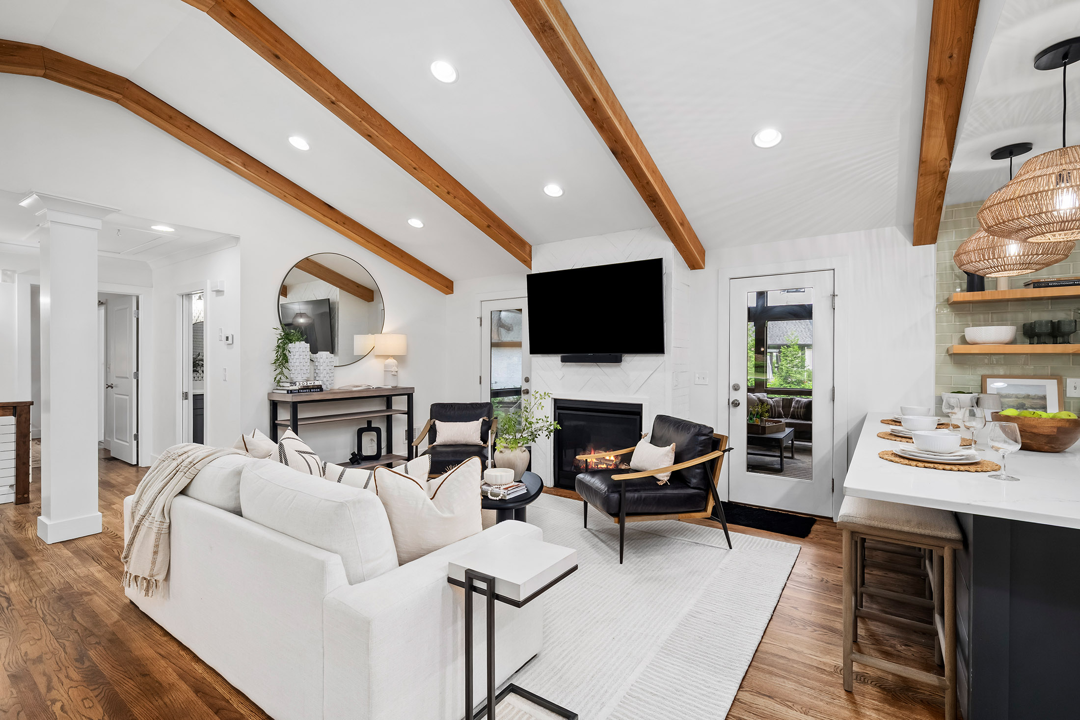  Extensively Renovated Home in the Heart of Downtown Alpharetta - 物件實景