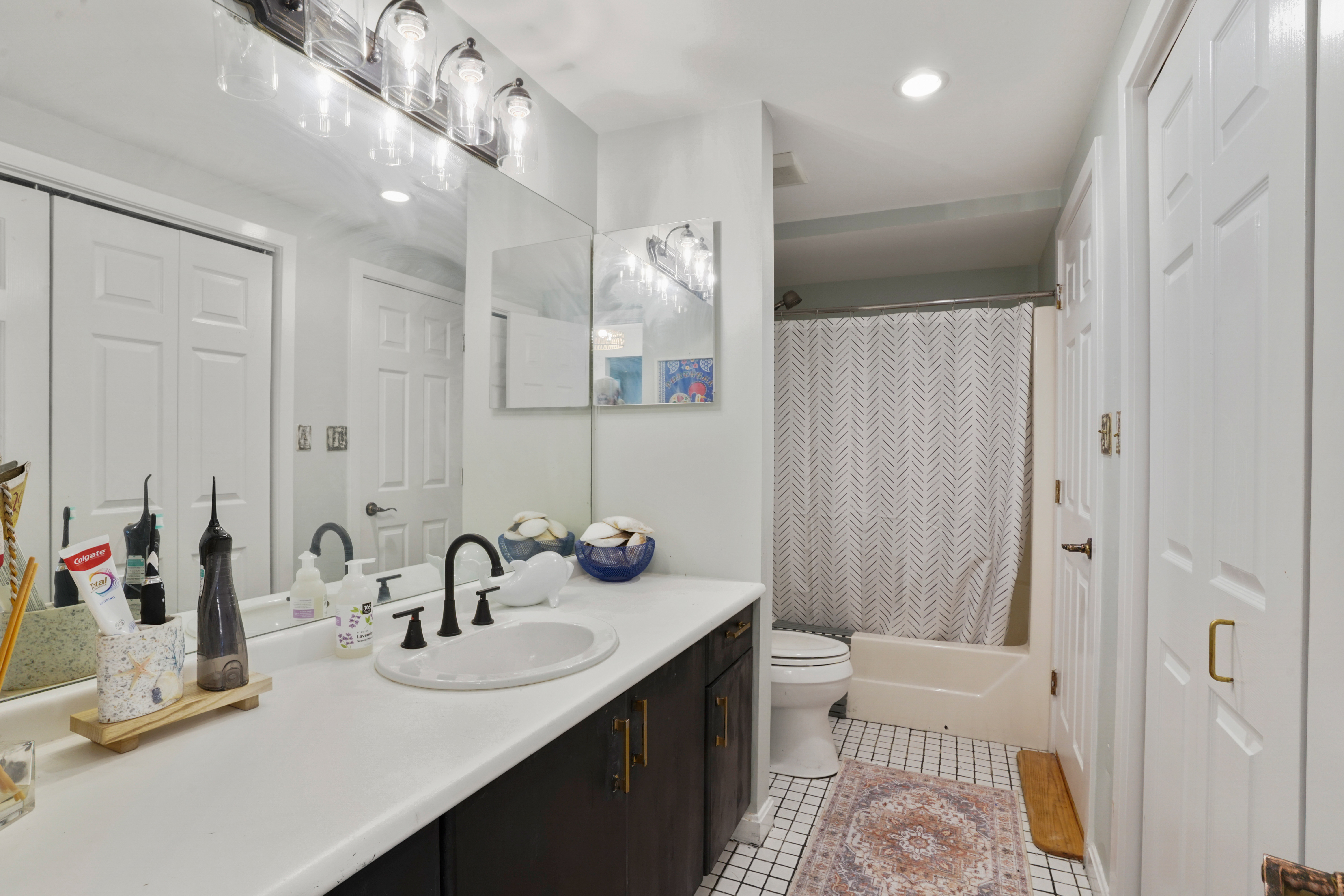  1 Commodore Court, Unit 104, Hull, MA, 02045 - 物件實景