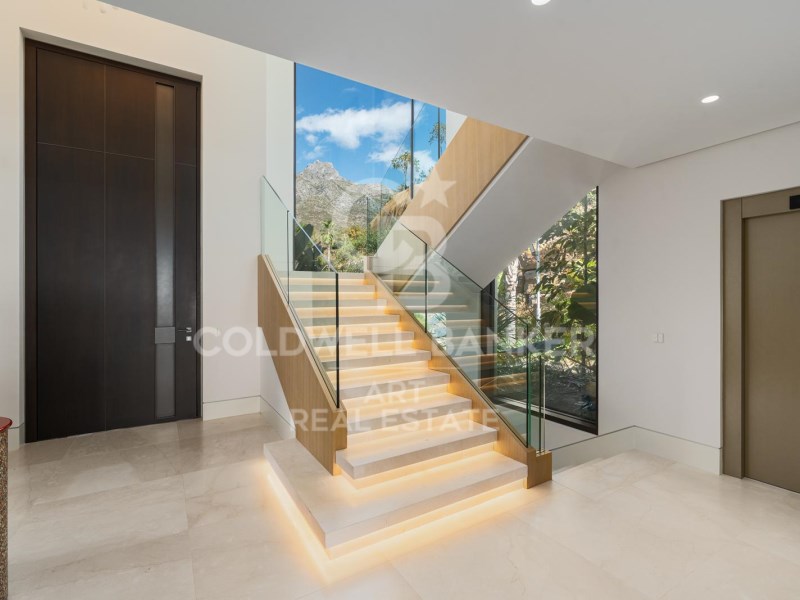 Marbella, Andalusia, ES, 5 Bedrooms Bedrooms, ,6 BathroomsBathrooms,Residential,For Sale,1984936