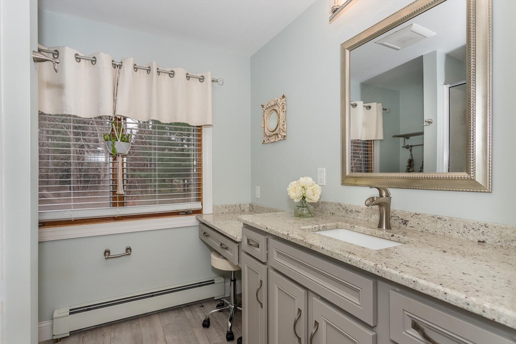 Mansfield, Massachusetts, 02048, United States, 3 Bedrooms Bedrooms, ,2 BathroomsBathrooms,Residential,For Sale,1991006