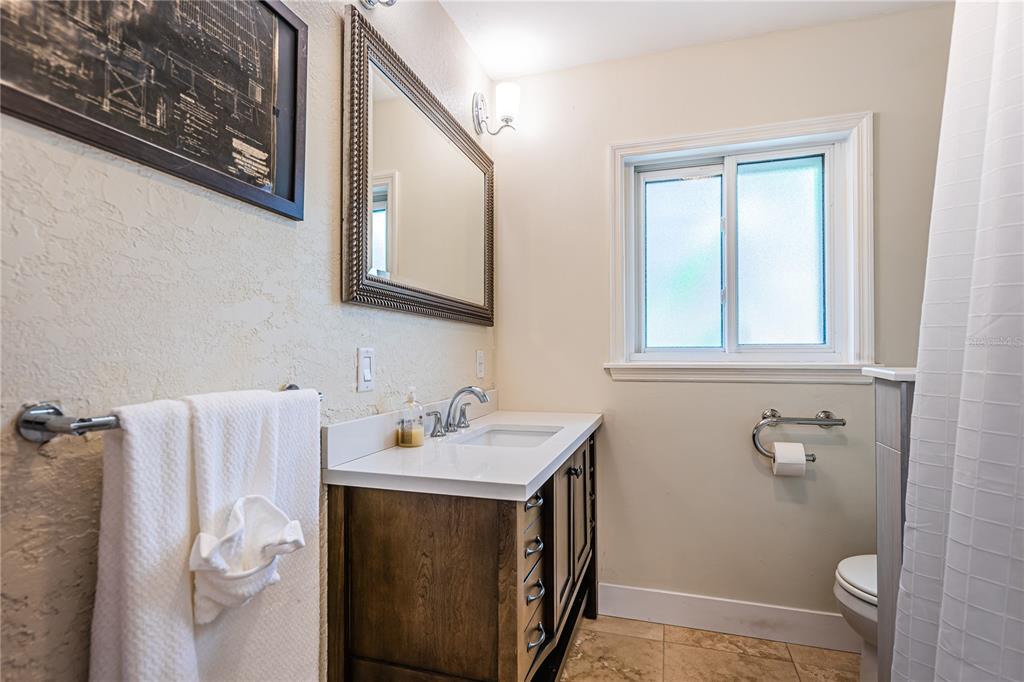 St Petersburg, Florida, 33710, United States, 4 Bedrooms Bedrooms, ,4 BathroomsBathrooms,Residential,For Sale,1826859