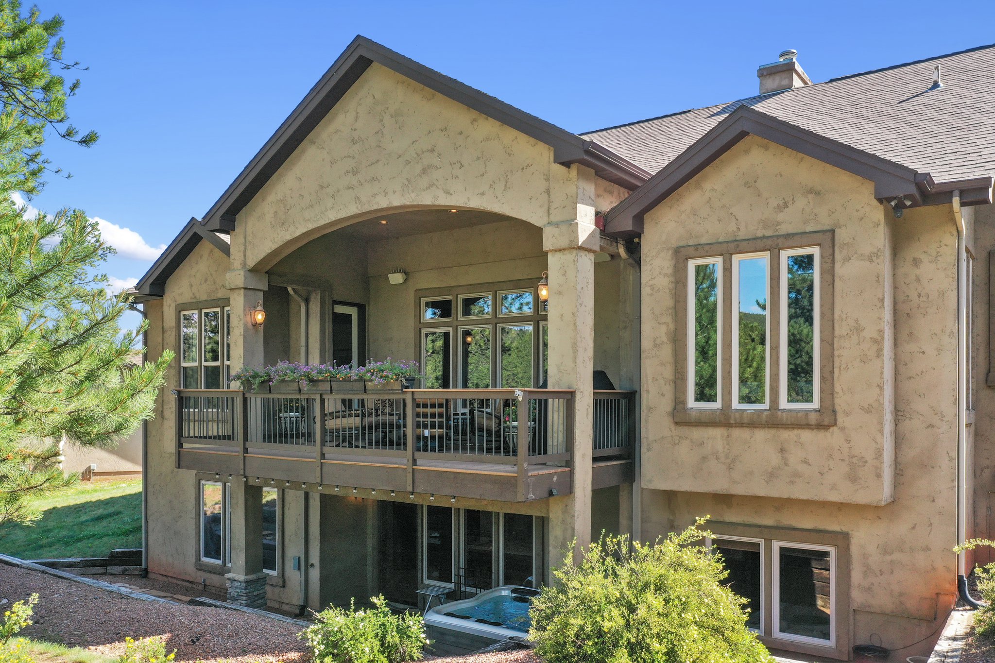 Woodland Park, Colorado, 80863, United States, 4 Bedrooms Bedrooms, ,4 BathroomsBathrooms,Residential,For Sale,1908296
