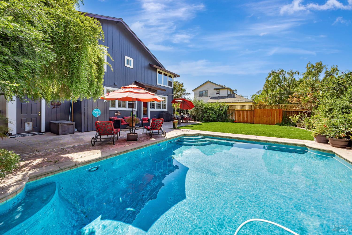 Windsor, California, 95492, United States, 4 Bedrooms Bedrooms, ,3 BathroomsBathrooms,Residential,For Sale,1942118