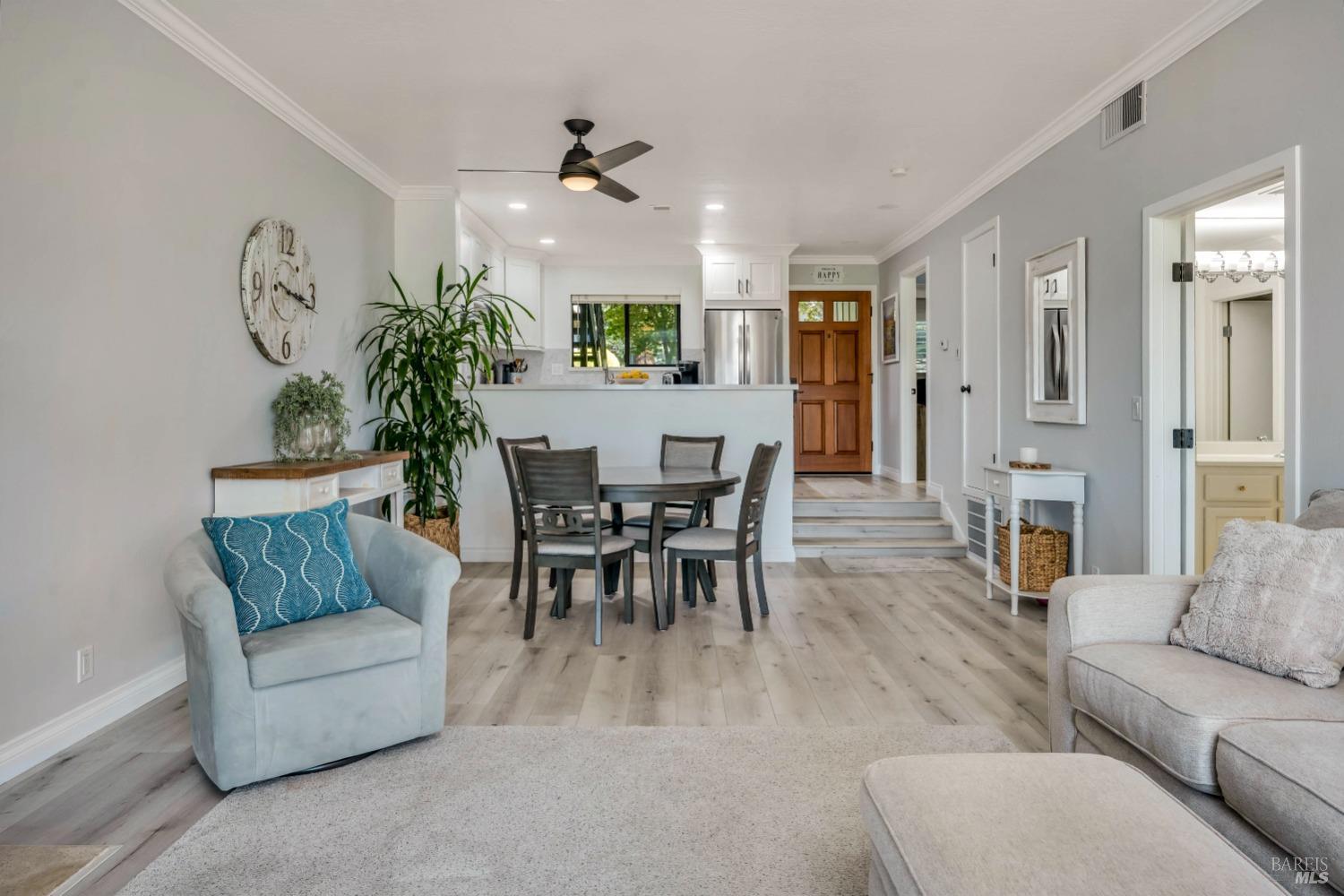 Napa, California, 94558, United States, 2 Bedrooms Bedrooms, ,2 BathroomsBathrooms,Residential,For Sale,1849906