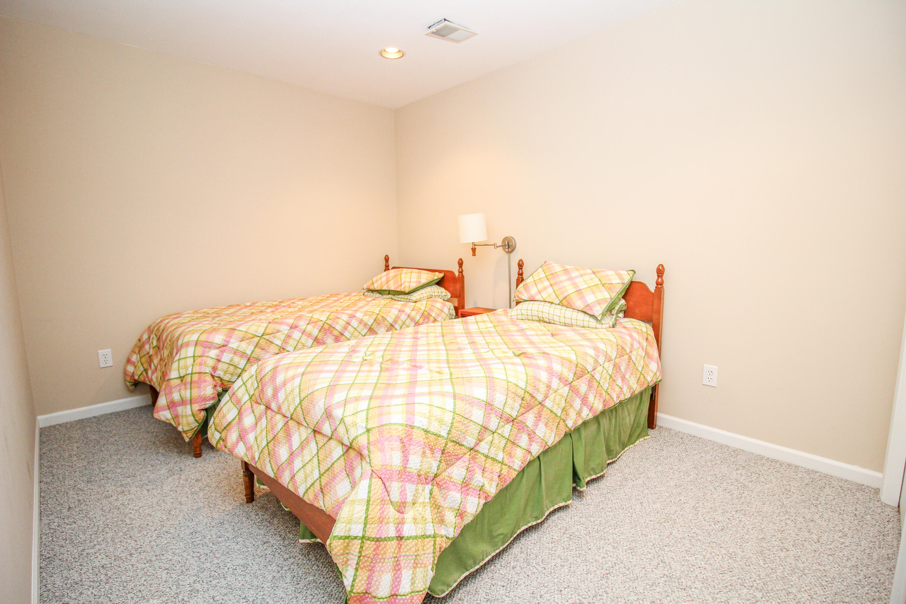 South Haven, Michigan, 49090, United States, 3 Bedrooms Bedrooms, ,4 BathroomsBathrooms,Residential,For Sale,1982825