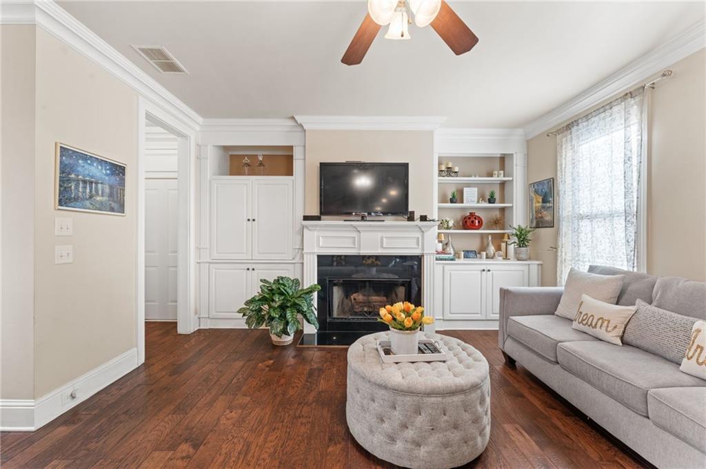 Johns Creek, Georgia, 30022, United States, 3 Bedrooms Bedrooms, ,4 BathroomsBathrooms,Residential,For Sale,2002058