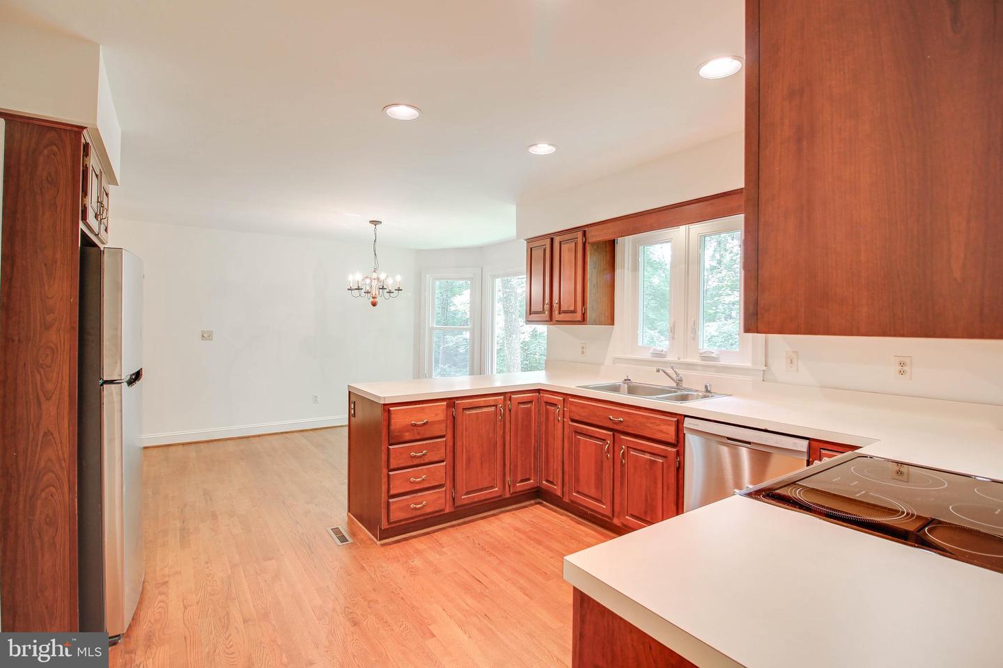 Dayton, Maryland, 21036, United States, 5 Bedrooms Bedrooms, ,3 BathroomsBathrooms,Residential,For Sale,1906763