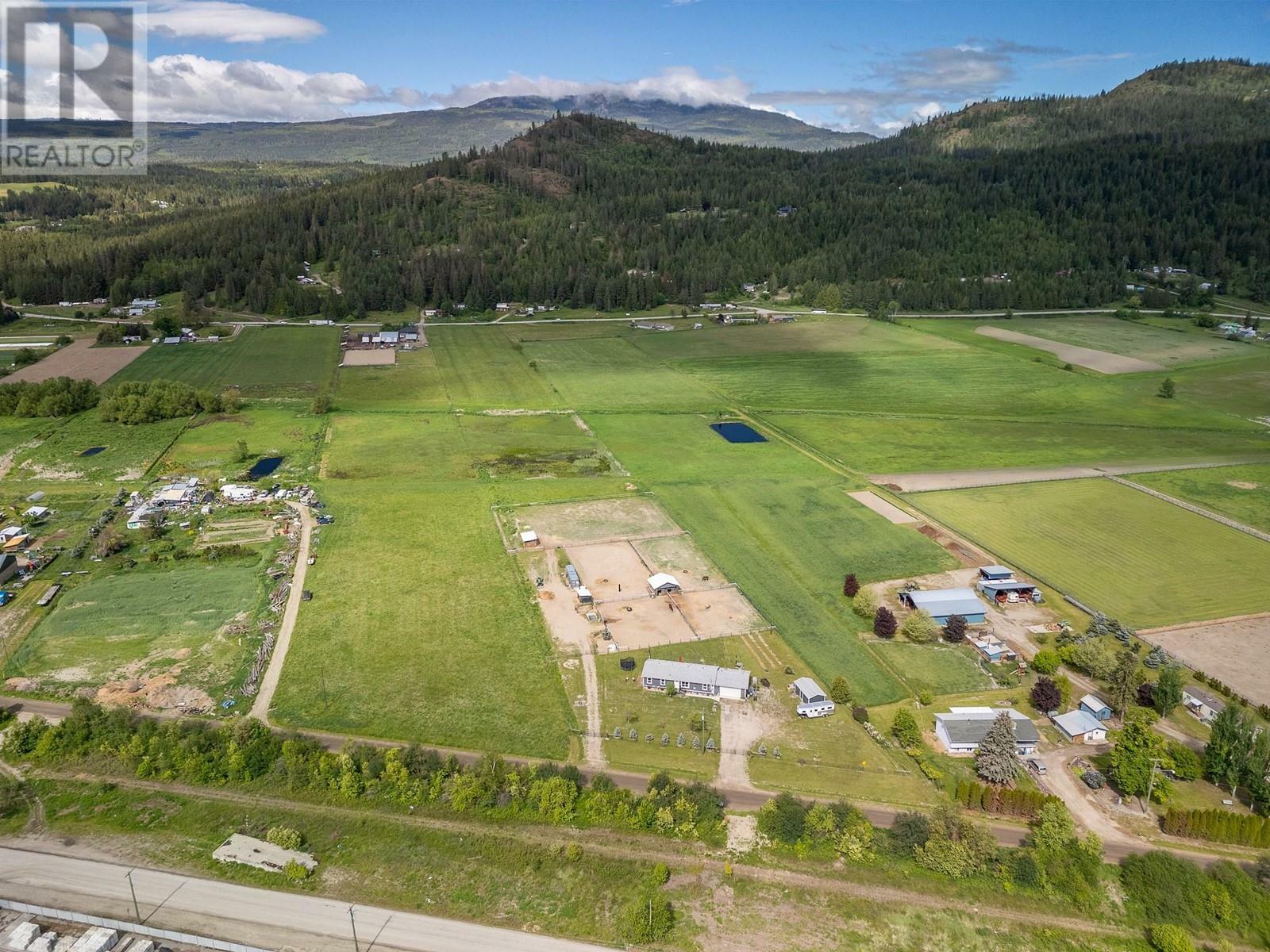 GRINDROD, British Columbia, V0E 1Y0, CA, 3 Bedrooms Bedrooms, ,2 BathroomsBathrooms,Residential,For Sale,1838949