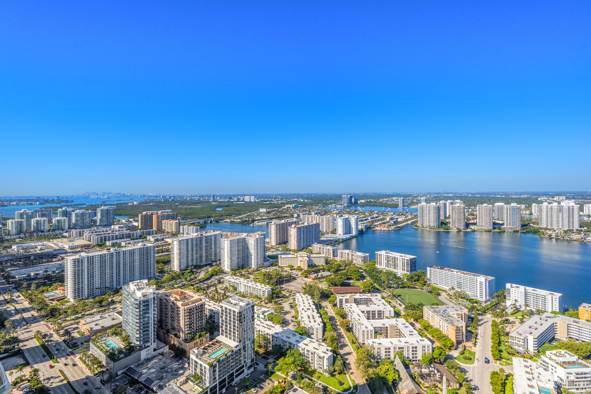  17901 Collins Ave, Sunny Isles Beach, FL, 33160 - 物件實景
