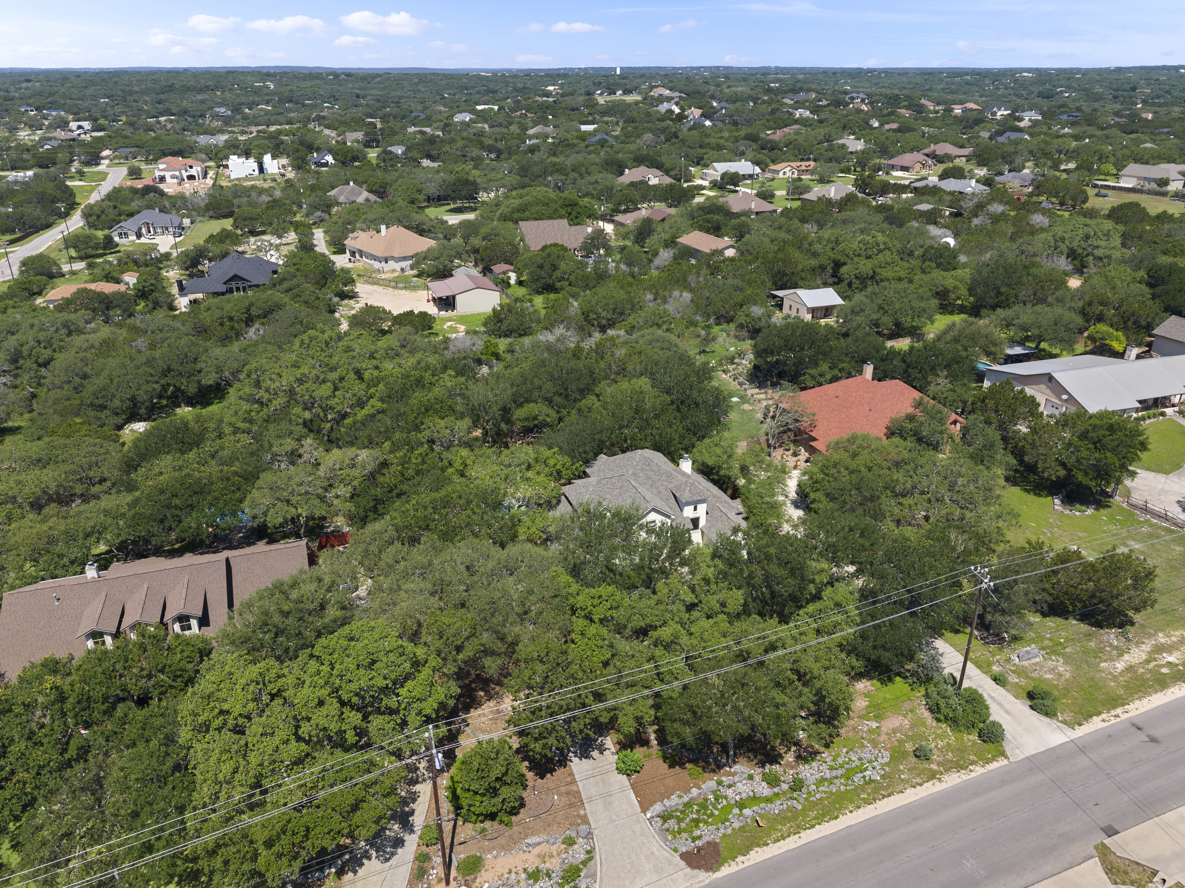  Stunning Custom Home with Expansive Outdoor Entertaining - 物件實景