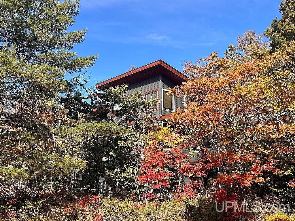 Copper Harbor, Michigan, 49918, United States, 4 Bedrooms Bedrooms, ,3 BathroomsBathrooms,Residential,For Sale,1980740