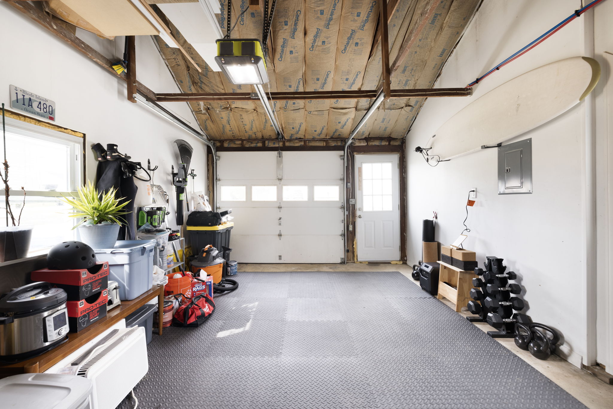  Sunny, Single Level By the Beaches - 物件實景