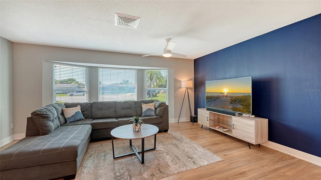 Venice, Florida, 34293, United States, 3 Bedrooms Bedrooms, ,2 BathroomsBathrooms,Residential,For Sale,1907658
