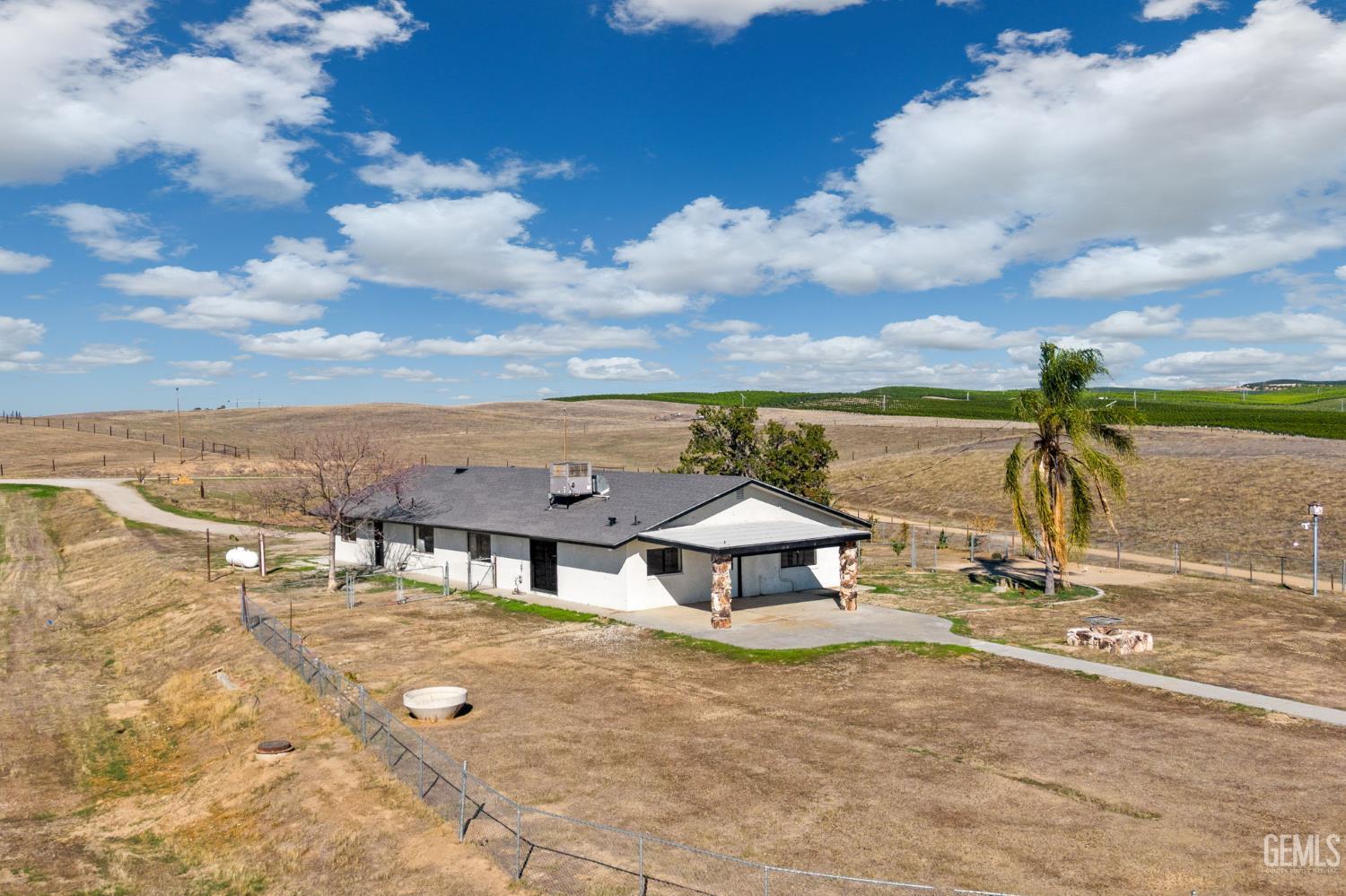 Mc Farland, California, 93250, United States, 3 Bedrooms Bedrooms, ,2 BathroomsBathrooms,Residential,For Sale,1994754