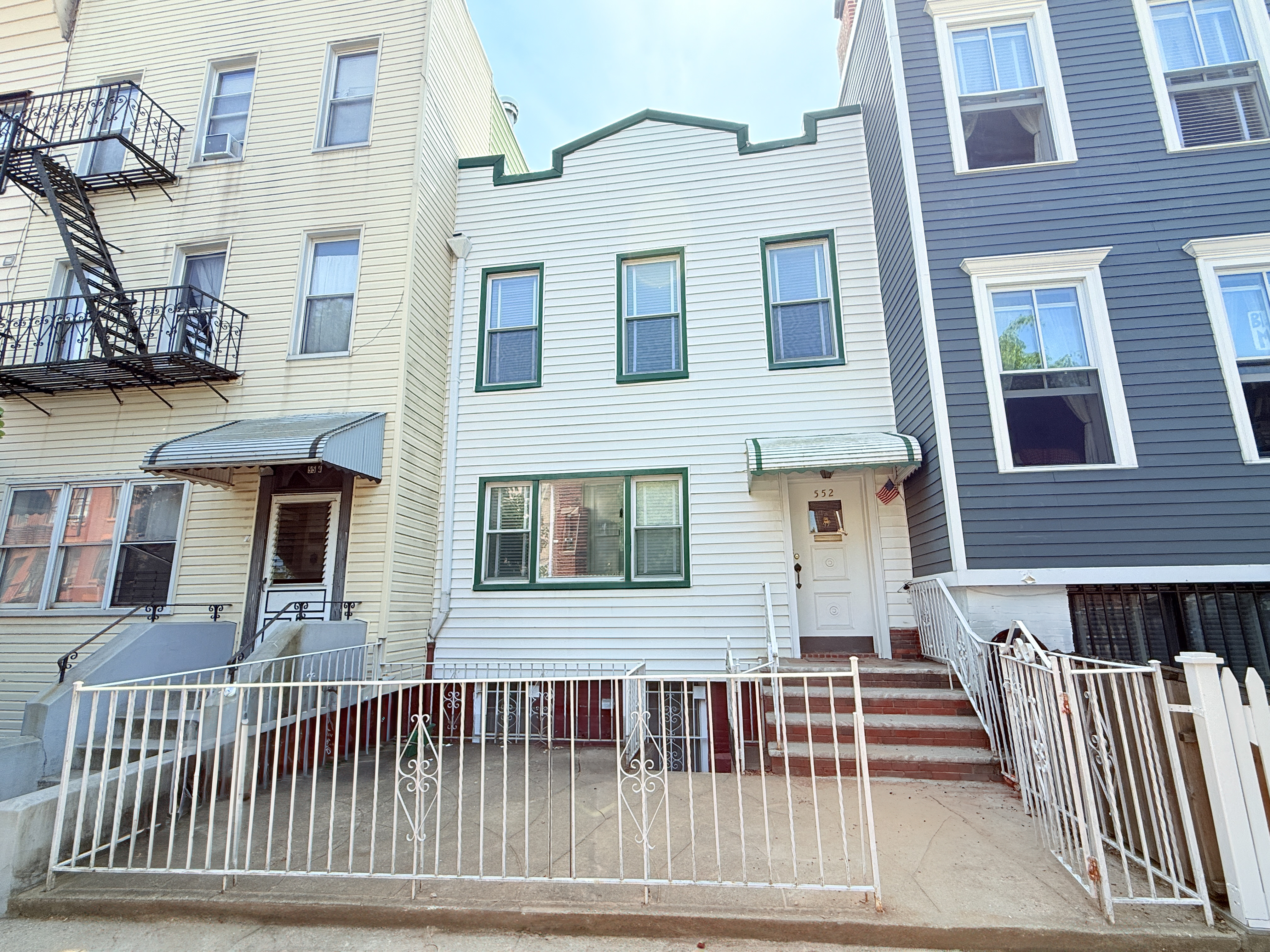 552 17th Street 