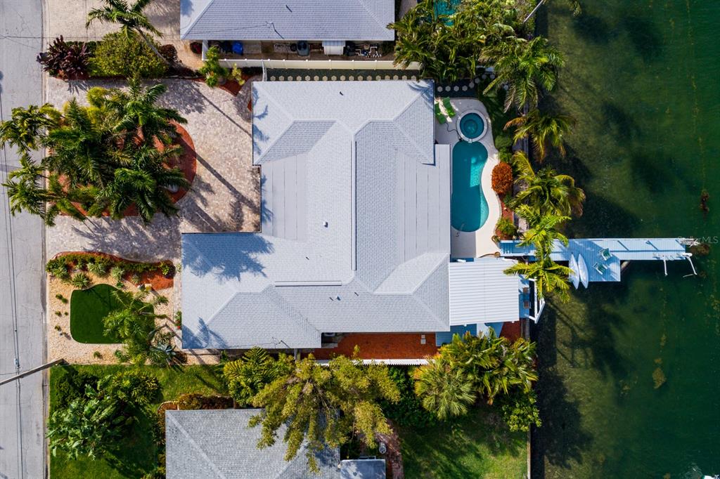 St Petersburg, Florida, 33705, United States, 3 Bedrooms Bedrooms, ,4 BathroomsBathrooms,Residential,For Sale,1793107