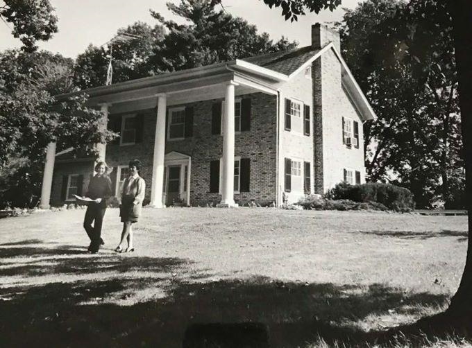 Midland, Michigan, 48640, United States, 9 Bedrooms Bedrooms, ,5 BathroomsBathrooms,Residential,For Sale,1943918