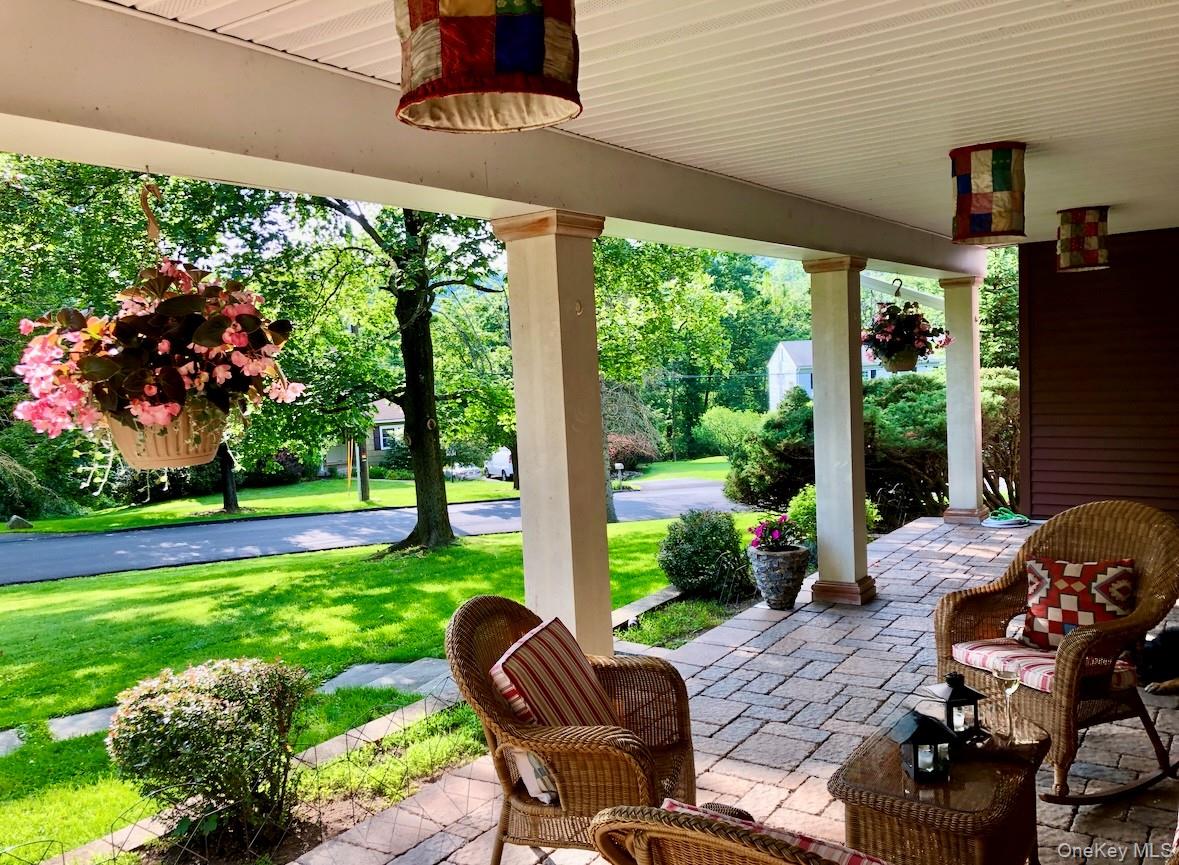 Montebello, New York, 10901, United States, 5 Bedrooms Bedrooms, ,2 BathroomsBathrooms,Residential,For Sale,1992880