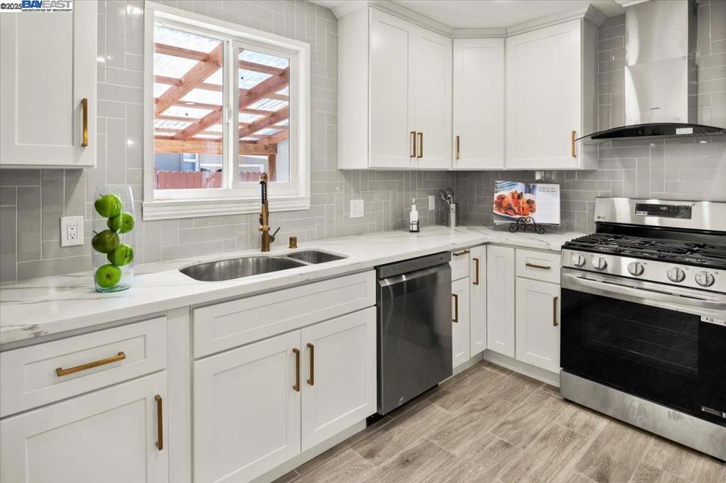 Livermore, California, 94551, United States, 3 Bedrooms Bedrooms, ,2 BathroomsBathrooms,Residential,For Sale,1986082