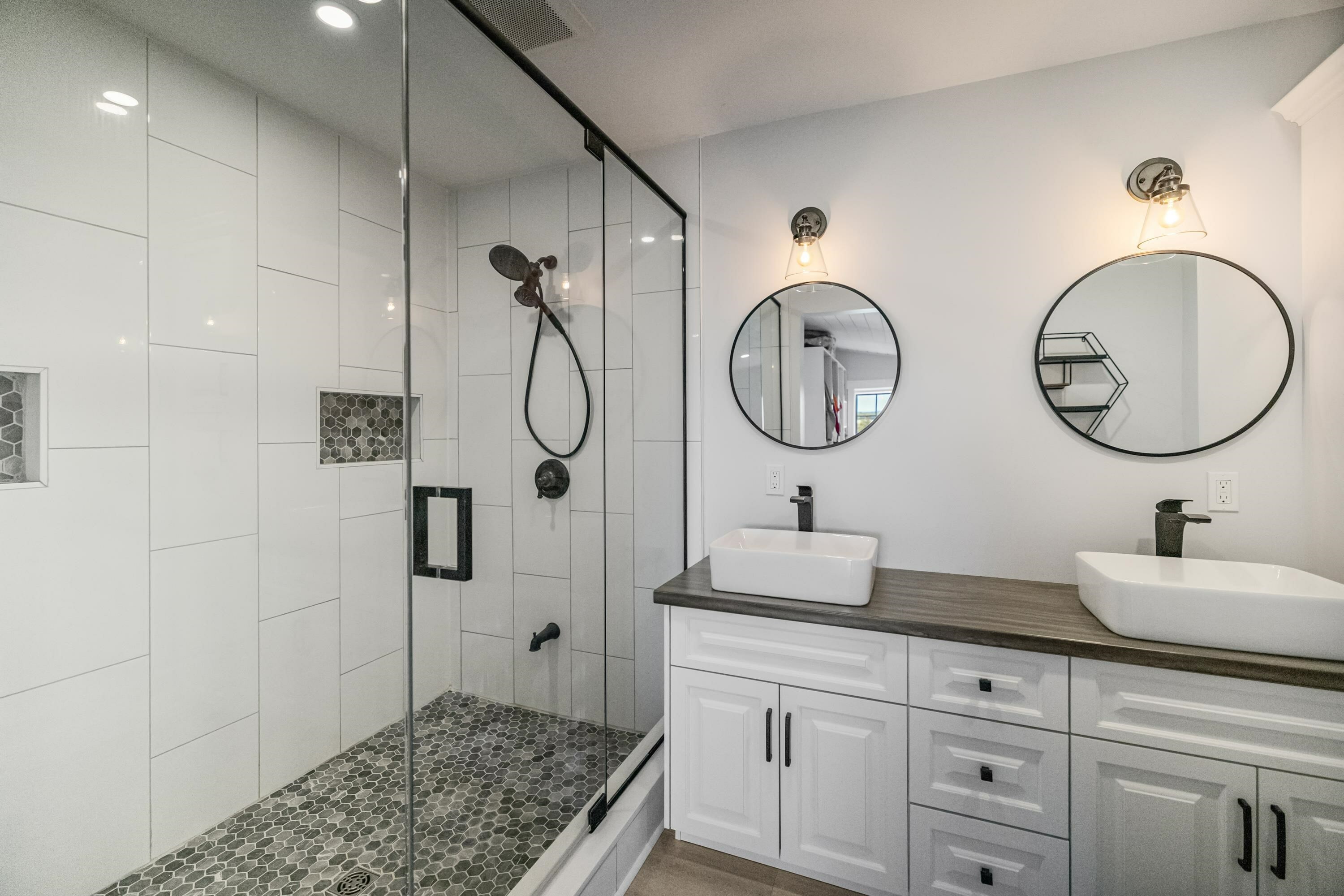 HUNTER RIVER, Prince Edward Island, C0A 1N0, CA, 5 Bedrooms Bedrooms, ,3 BathroomsBathrooms,Residential,For Sale,1883380