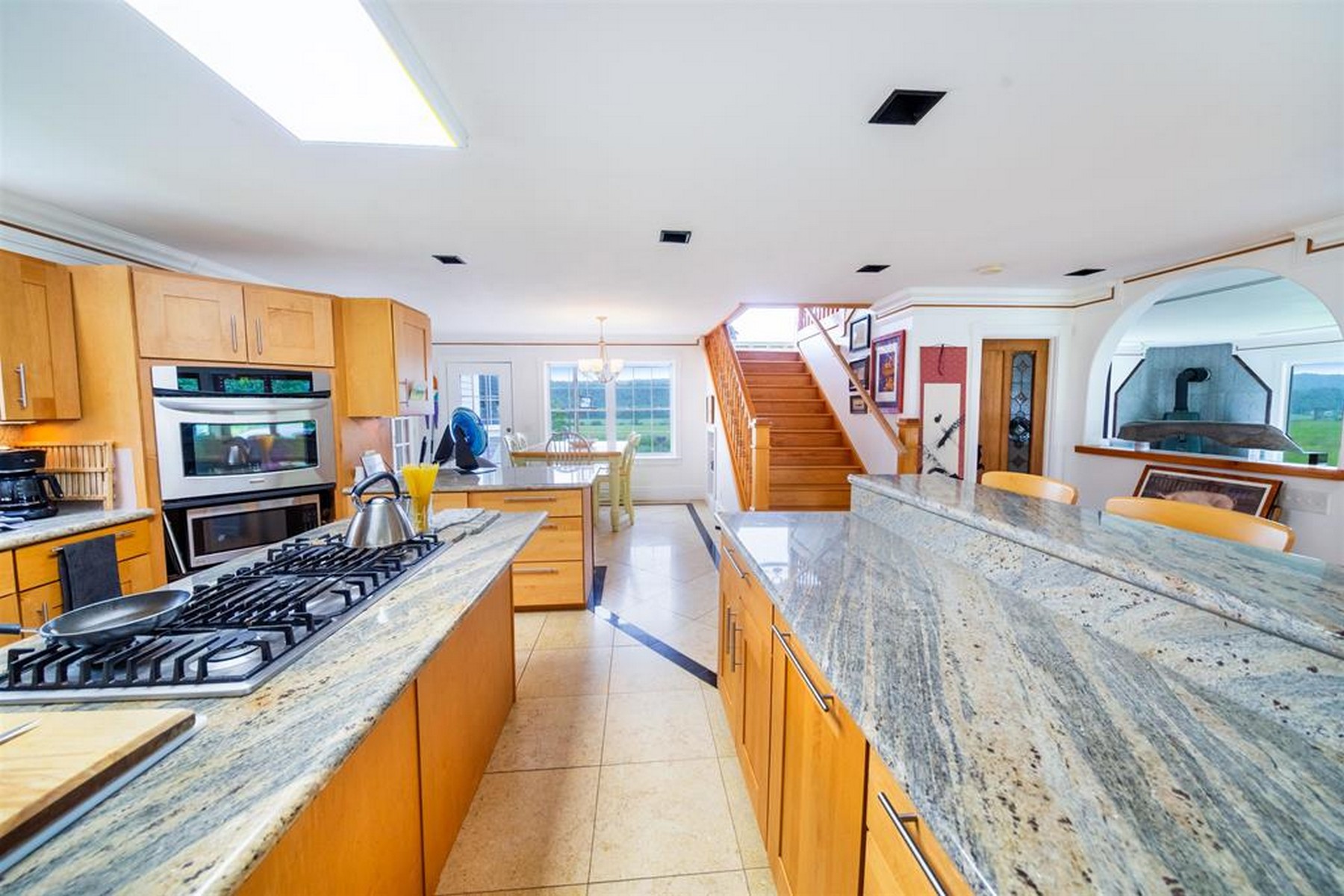  957 Pleasant Valley Road - 物件實景