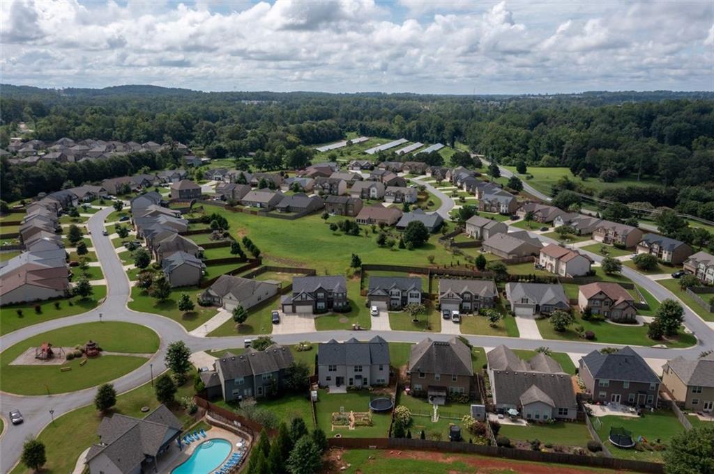 Cumming, Georgia, 30028, United States, 5 Bedrooms Bedrooms, ,3 BathroomsBathrooms,Residential,For Sale,1916746