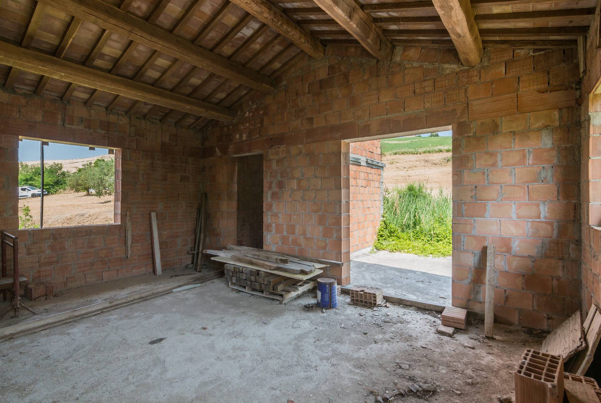 Montelabbate, Pesaro e Urbino, 61025, IT, 4 Bedrooms Bedrooms, ,3 BathroomsBathrooms,Residential,For Sale,1876192